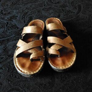 Minnetonka Sandals